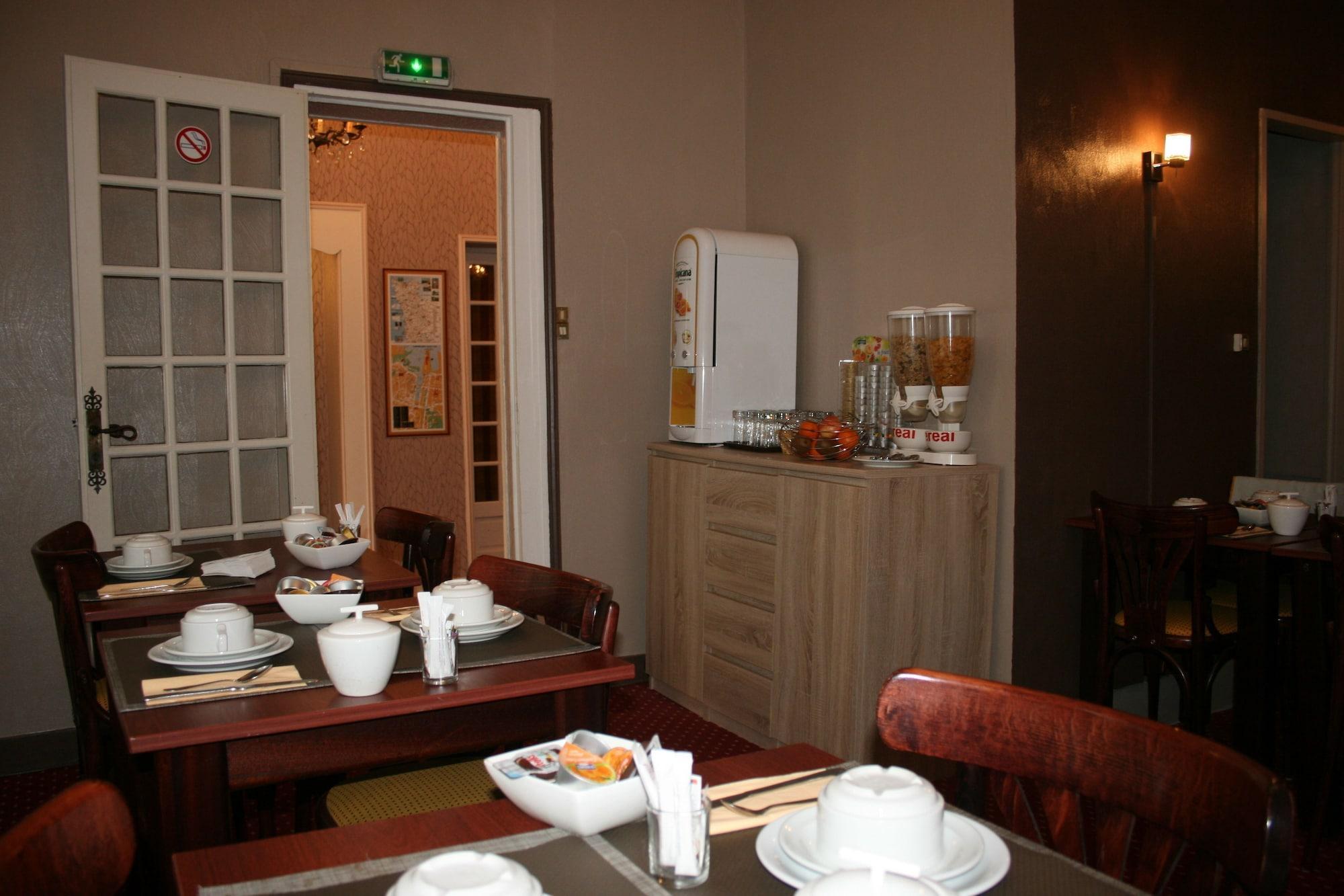 Cit'Hotel Hotel Beausejour Шербур-ан-Котентан Екстериор снимка